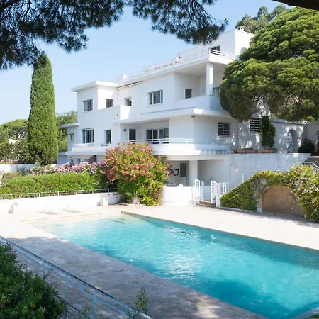 Villa Fcd94 - Superb Vintage Design Luxury With Pool & St Maxime Sea View *